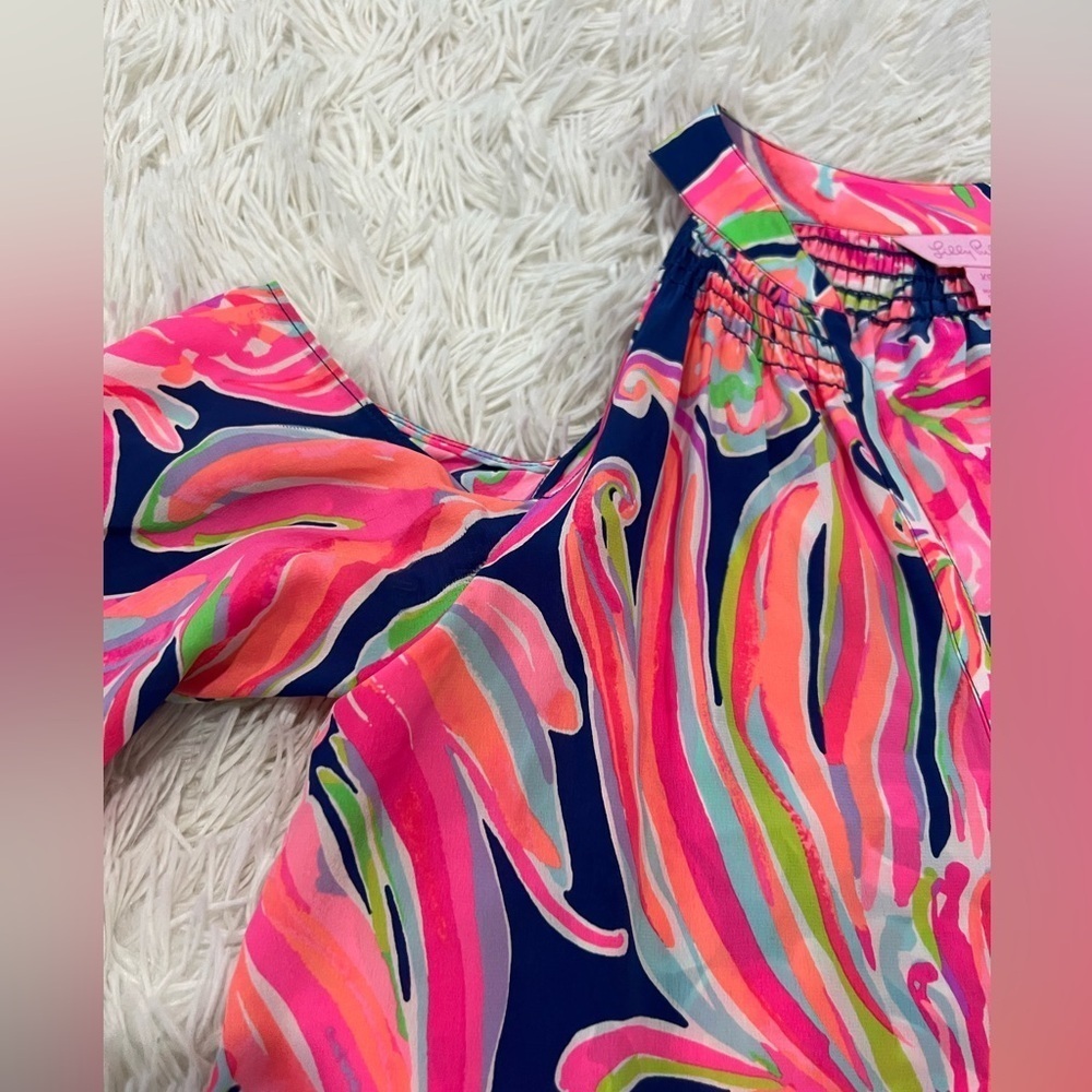 Lilly Pulitzer Sunny Shoulder Elsa Top - Size XS - Picture 5 of 8